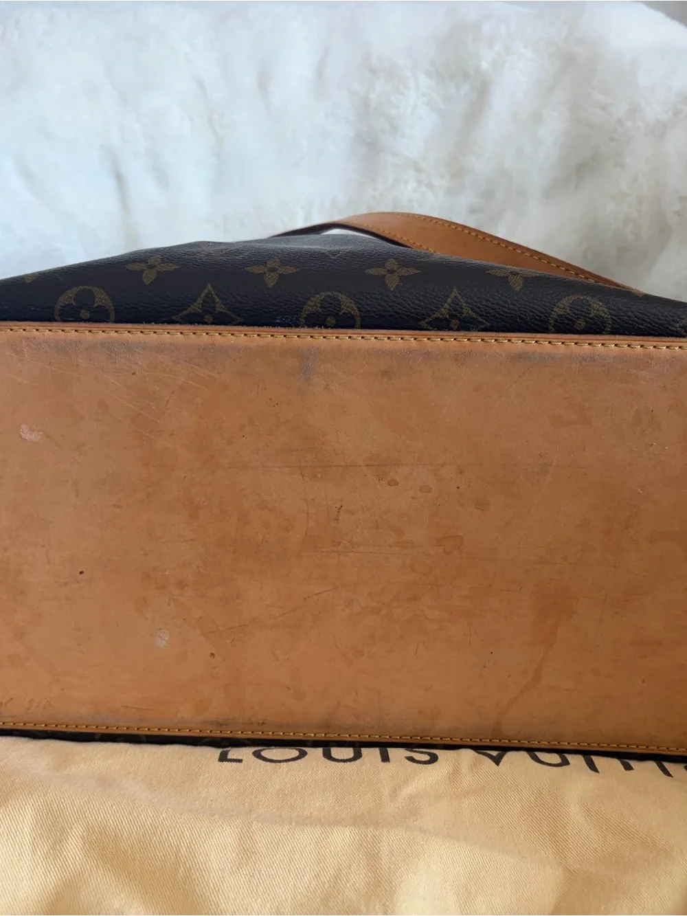 Louis Vuitton Monogram Mezzo Tote with Dust bag and COA